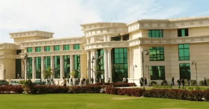 مصاريف الجامعة الحديثة للتكنولوجيا والمعلومات 2025 .. كلية الطب 76.500 جنيه