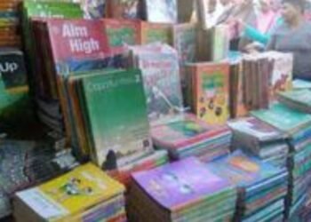 أسعار الكتب الخارجية الصف الأول الثانوي 2026.. موعد بدء العام الدراسي