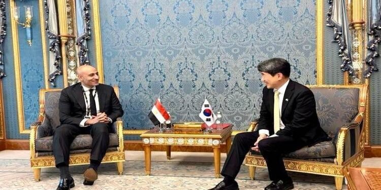 اطلاق مشروع للتعليم الرقمي بالمدارس الإعدادية..دليلا علي التعاون المشترك بين مصر وكوريا