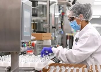 شروط التقديم المطلوبة للإلتحاق بمدارس صناعة الدواء التطبيقية2025-2026