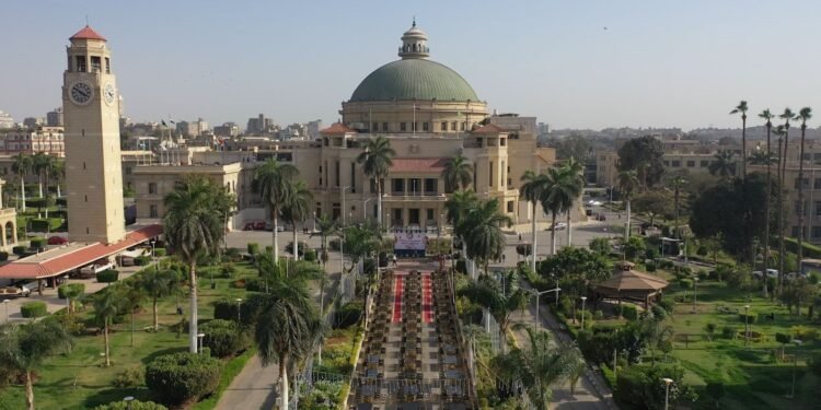 طرق وخطوات التقديم لوظائف جامعة القاهرة.. تفاصيل