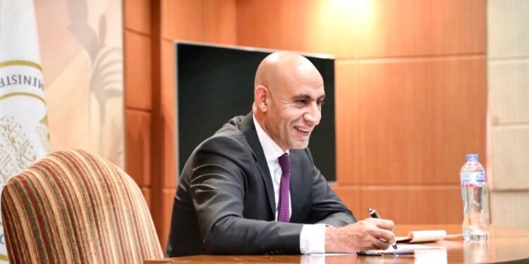 3أيام.. وزير التعليم حسم الجدل لملف تأجيل بداية العام الدراسي