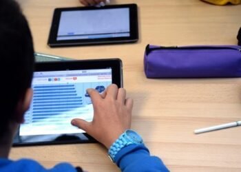 رابط التقييمات الأسبوعية