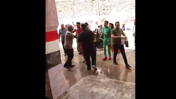 خناقة مدرسة الجيزة